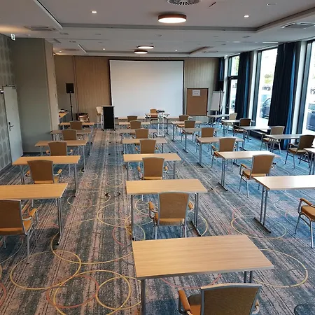 - Toulouser Allee By Ihg Отель 4*