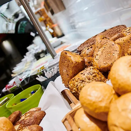 - Toulouser Allee By Ihg Отель Дюссельдорф