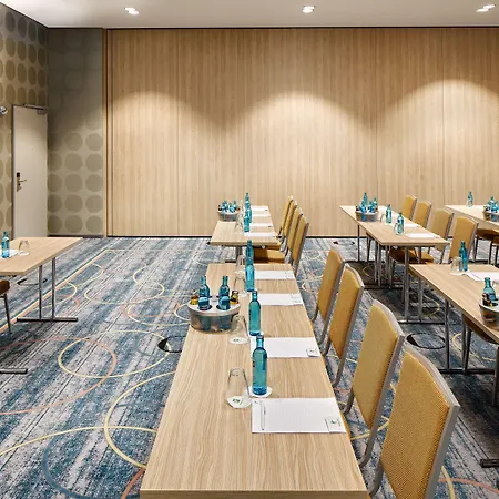 - Toulouser Allee By Ihg Отель 4*