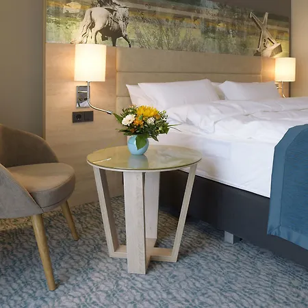 – Toulouser Allee, An Ihg 4*