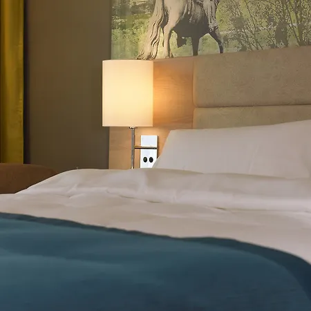 – Toulouser Allee, An Ihg 4* Düsseldorf